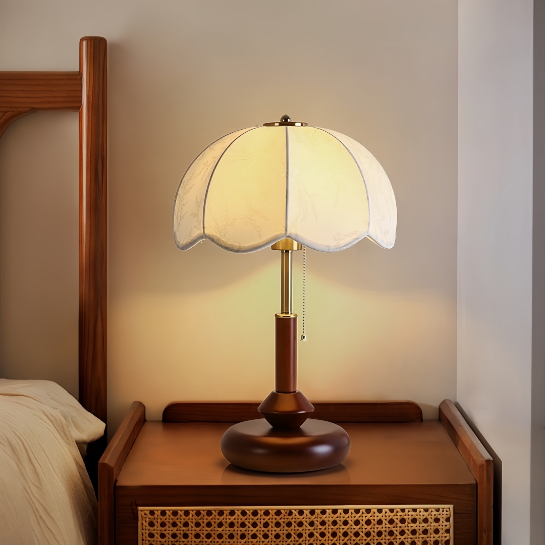 Home Textiles & Decorations - Lampe de table vintage à abat-jour