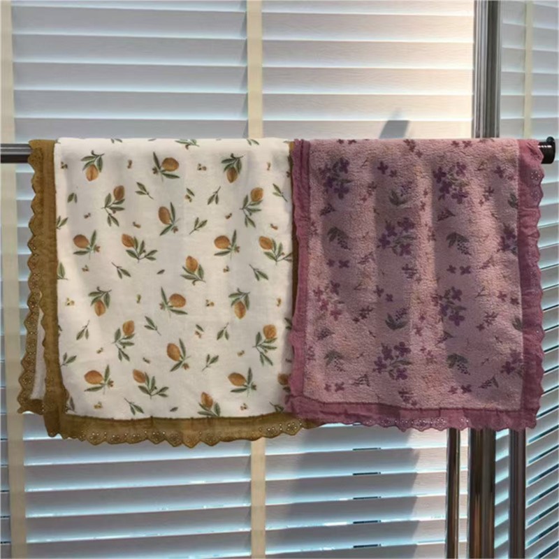 Home Textiles Towel Set - Serviette de style couple avec dentelle